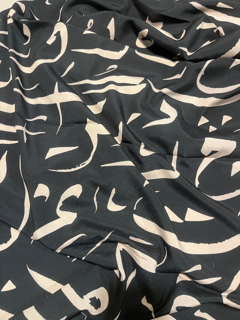 Urdu Kahani Scarf (Black)